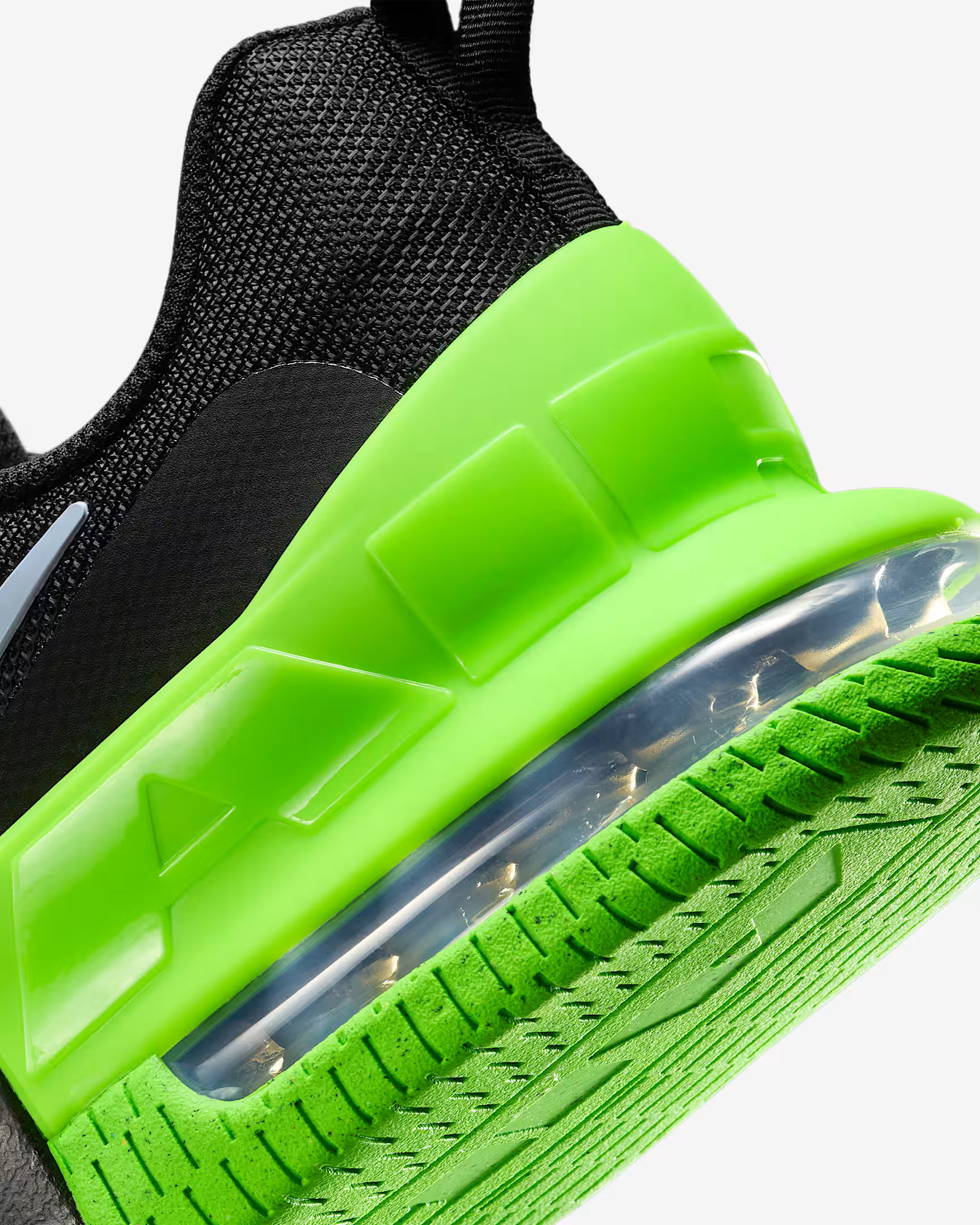 Кросівки Nike M AIR MAX ALPHA TRAINER 6 FQ1833-010