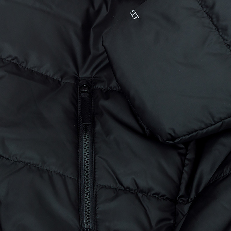 Куртка Nike W NSW SYN TF RPL HD JKT DX1797-010