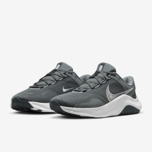 Кросівки Nike M LEGEND ESSENTIAL 3 NN DM1120-002