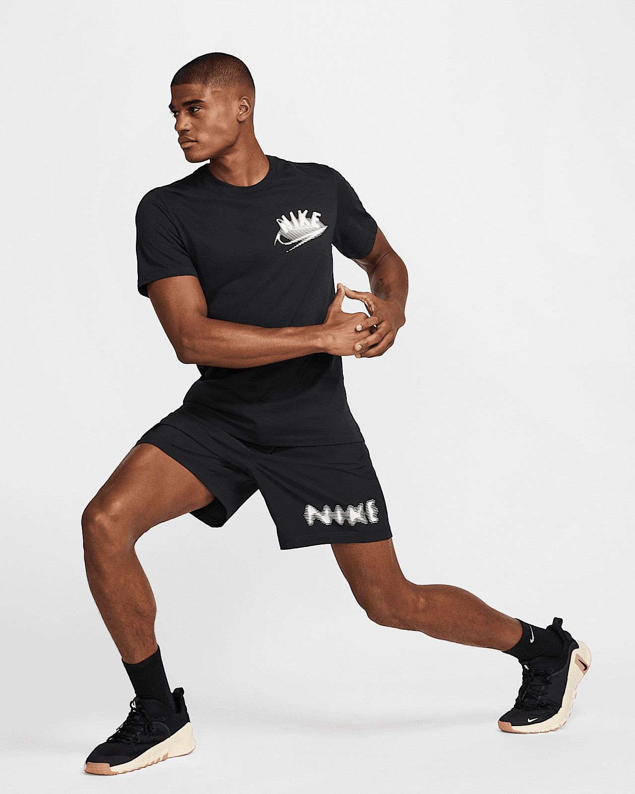 Футболка HJ3609-010 Nike HJ3609-010