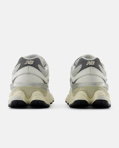 Кросівки жіночі New Balance 9060 U9060AGA