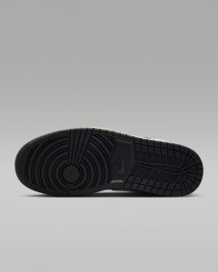 Кросівки чоловічі Air Jordan 1 Low Se Grey/Black HQ2010-012