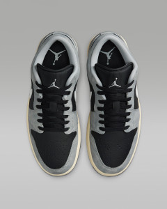 Кросівки чоловічі Air Jordan 1 Low Se Grey/Black HQ2010-012