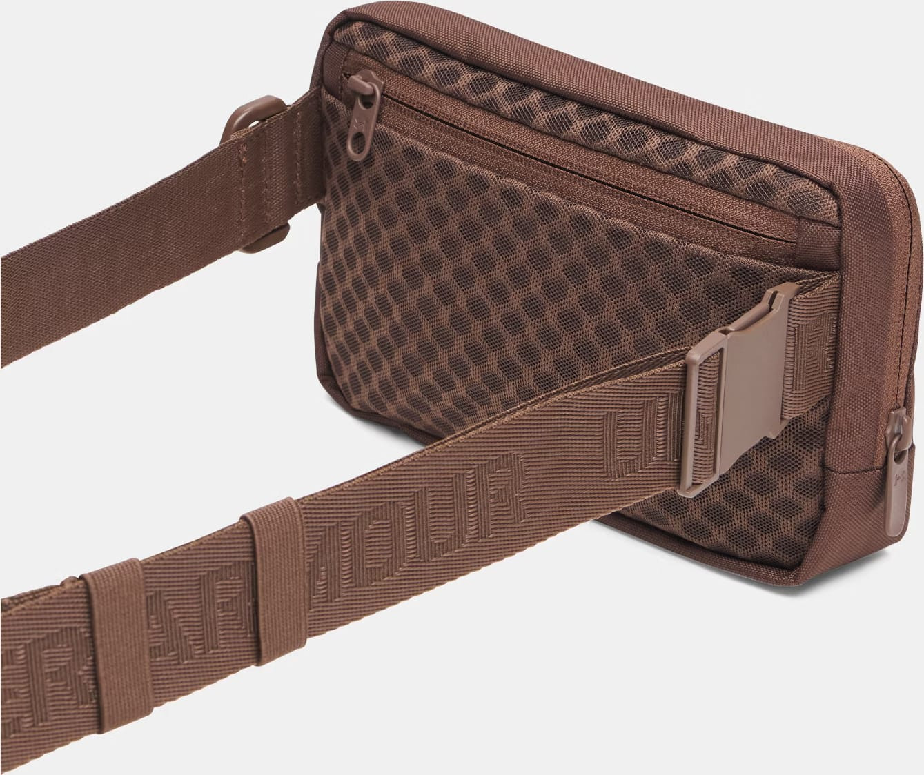 Сумка на пояс Under Armour Essential WB Xbody 2L коричневий 20 x 13,5 x 5 см (1378418-230) 1378418-230