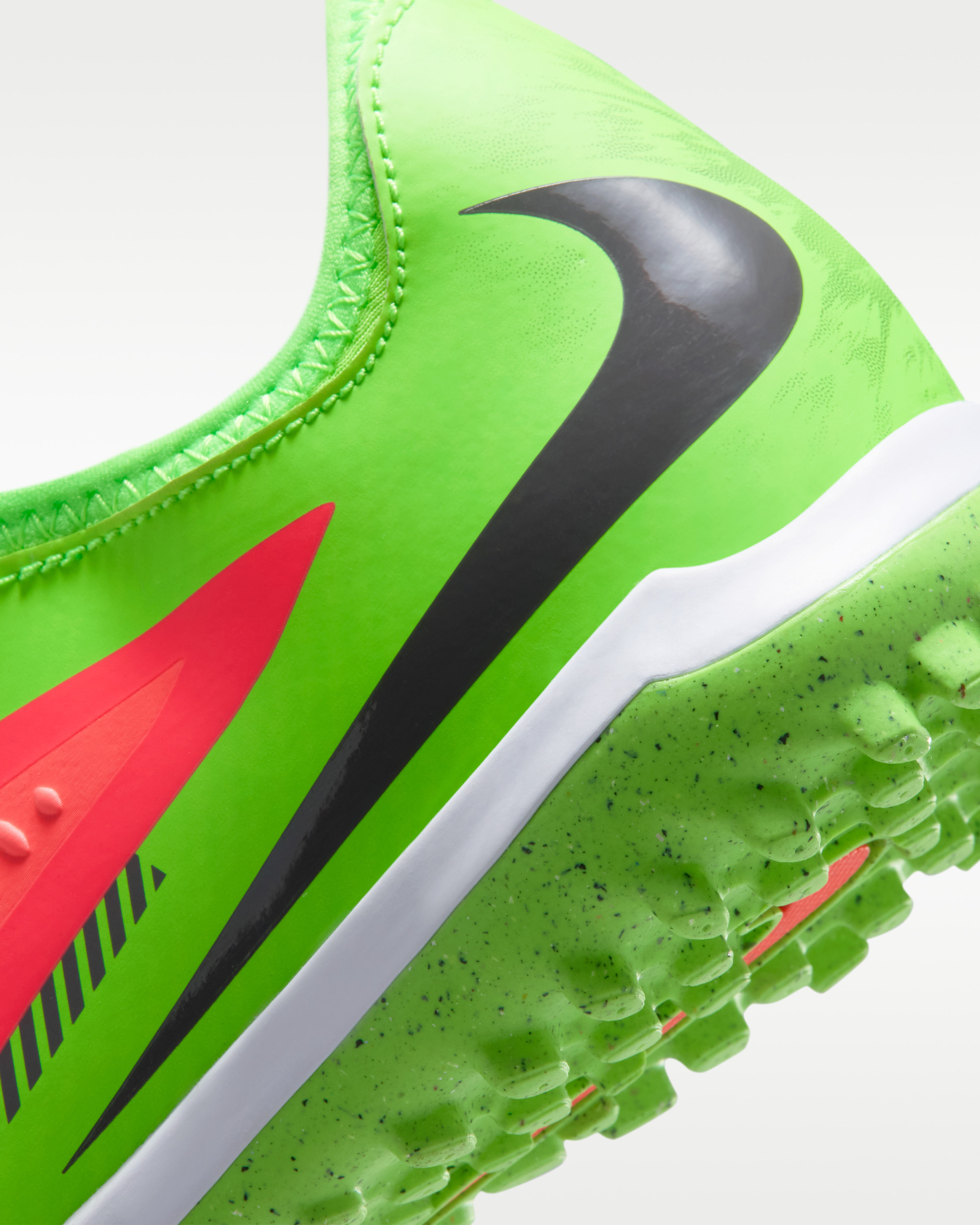 Сороконіжки Nike JR PHANTOM 6 LOW ACAD TF EH HQ2040-603