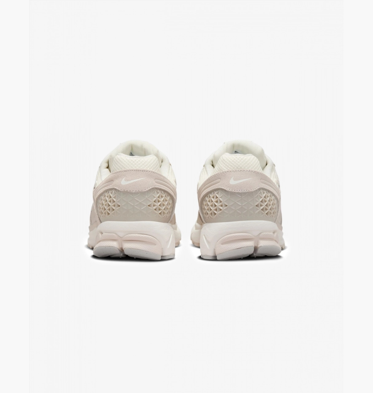 Кросівки Nike ZOOM VOMERO 5 HF1553-100