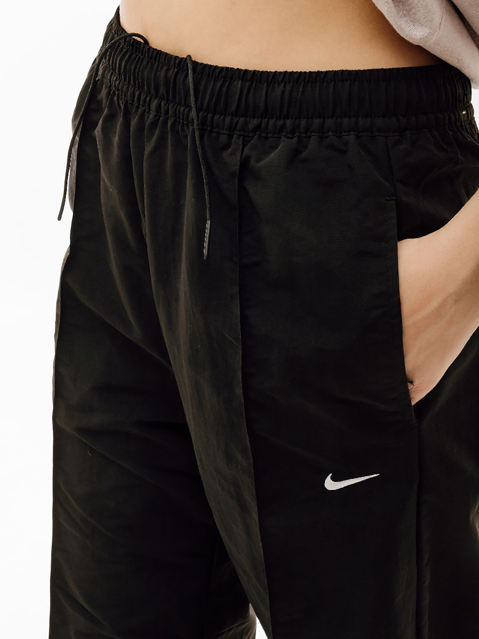 Штани Nike W TREND WVN MR PANT FQ3588-010