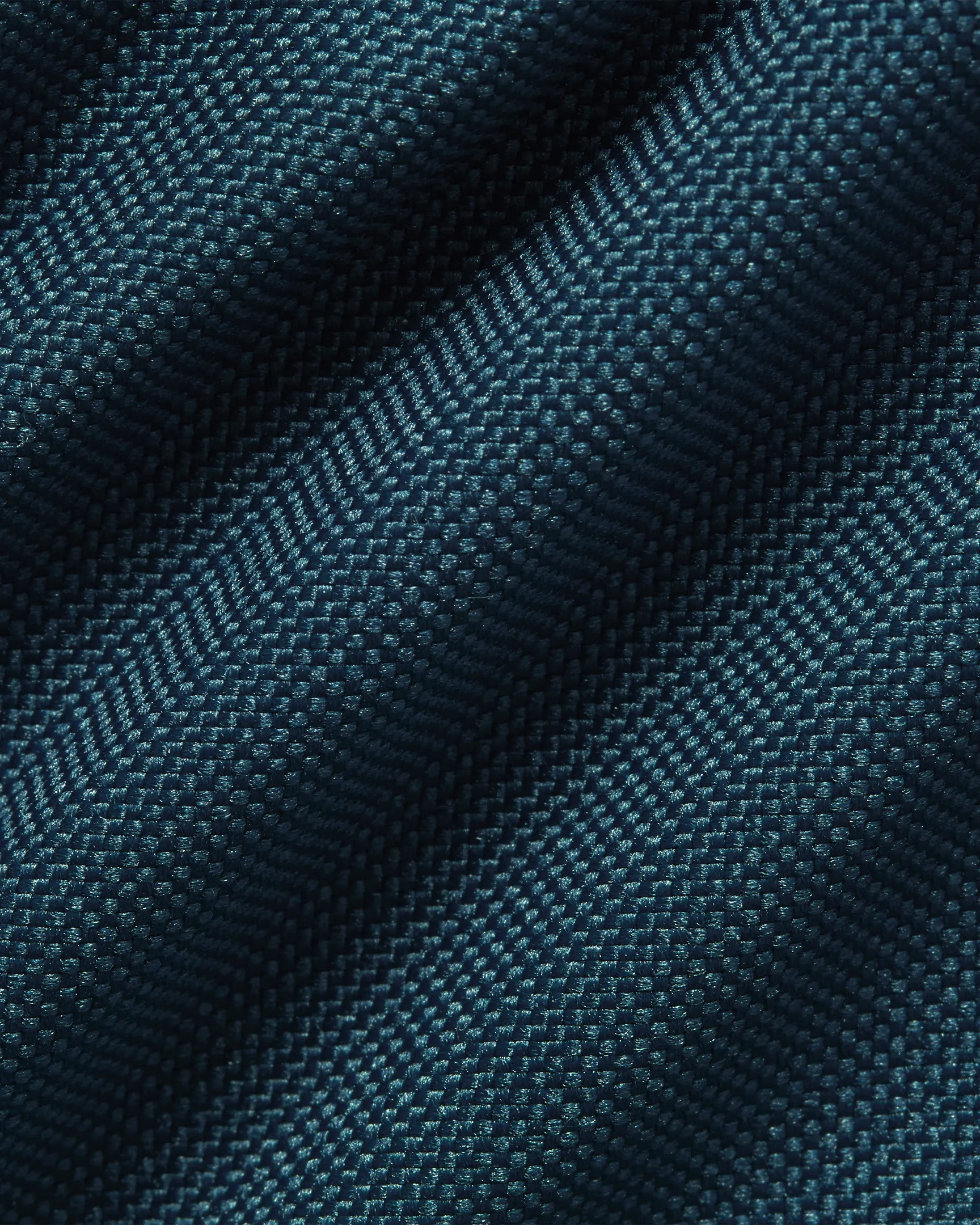 Рюкзак Nike NK ELMNTL BKPK - HBR 21L темно-синій Уні 48х30х15 см DD0559-478