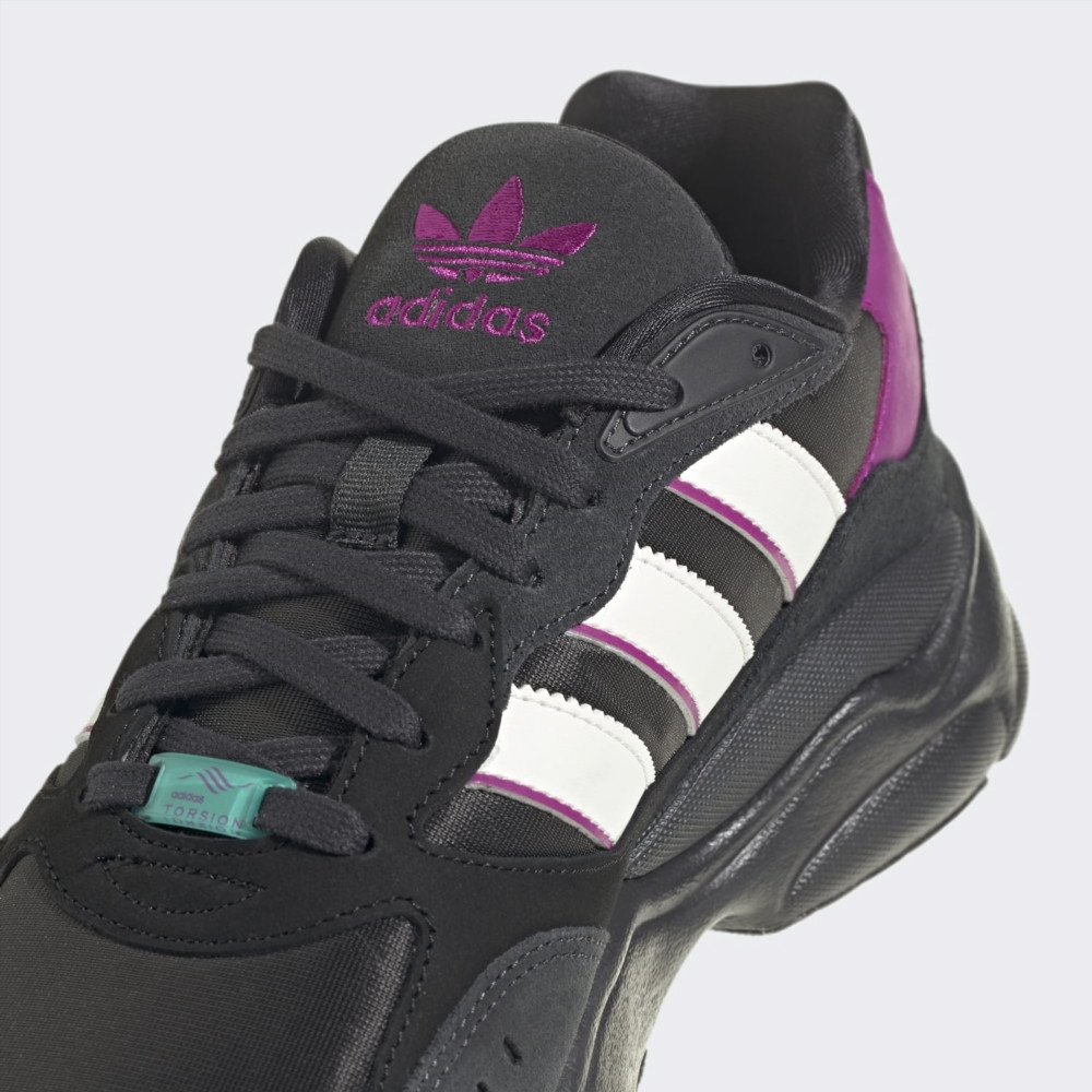 Кросівки чоловічі Adidas Retropy F90 HP8020 44.5 HP8020