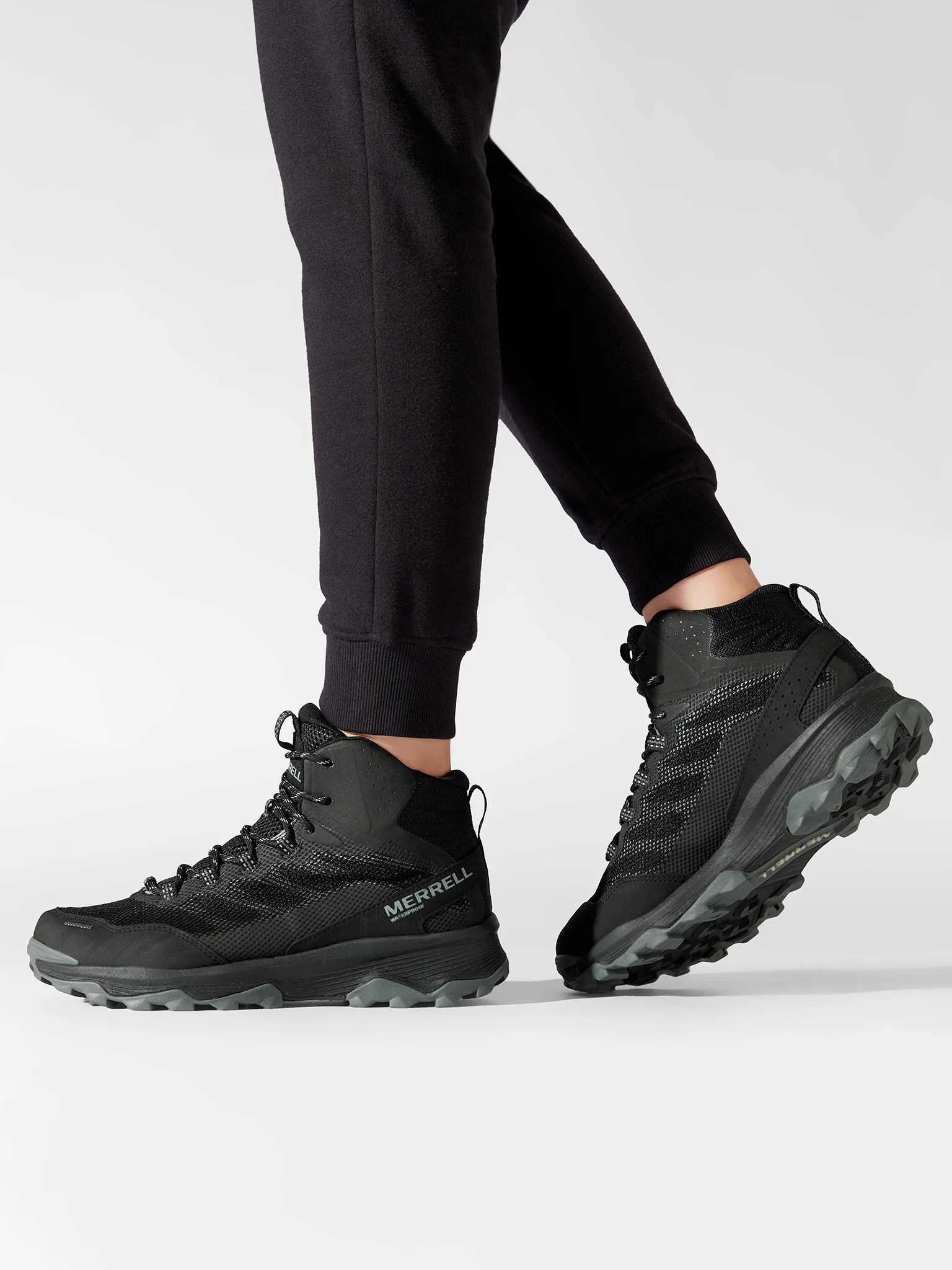 Кросівки Merrell Speed Strike Mid WP J066873