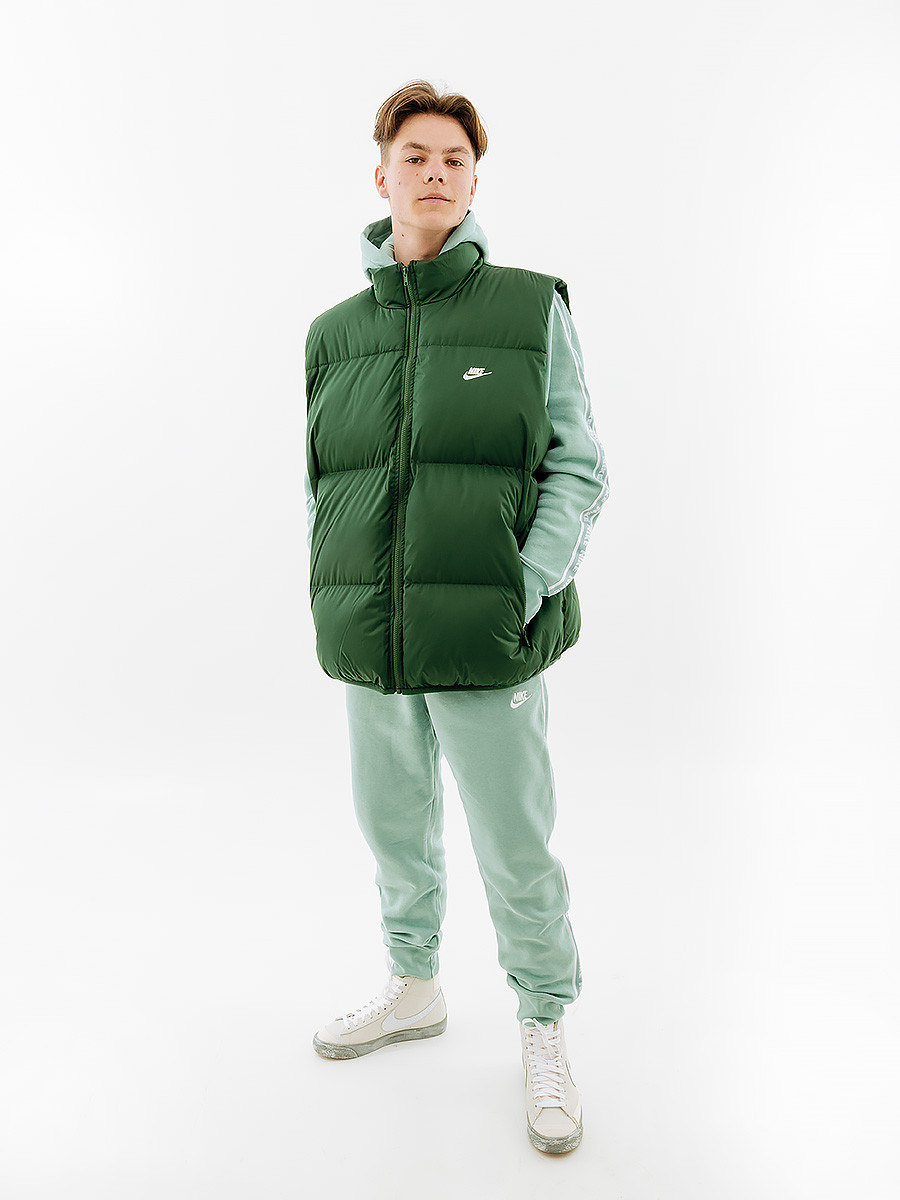Жилетка Nike CLUB PUFFER FB7373-323