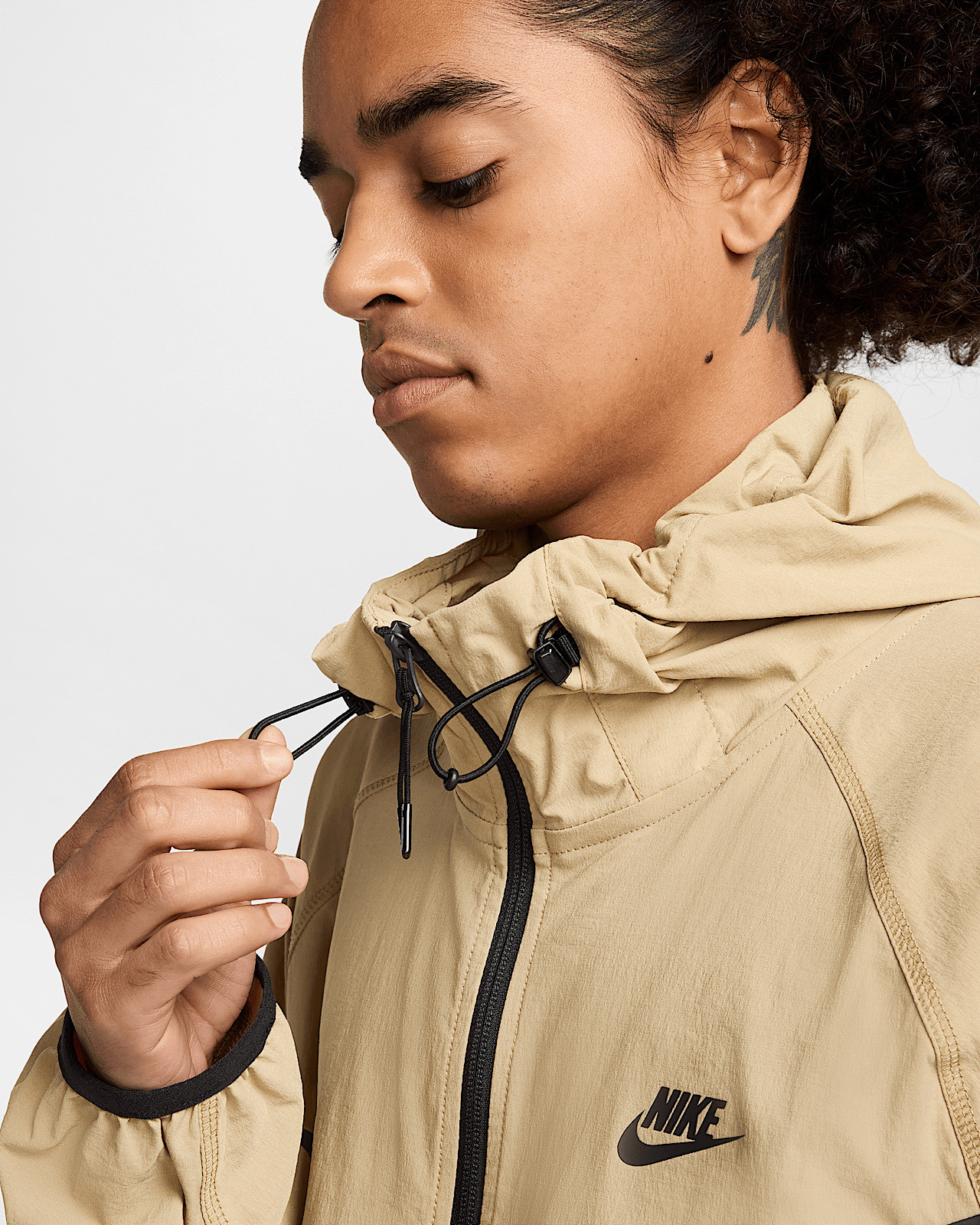 Куртка чоловіча Nike Sw Tech Beige HM7151-297