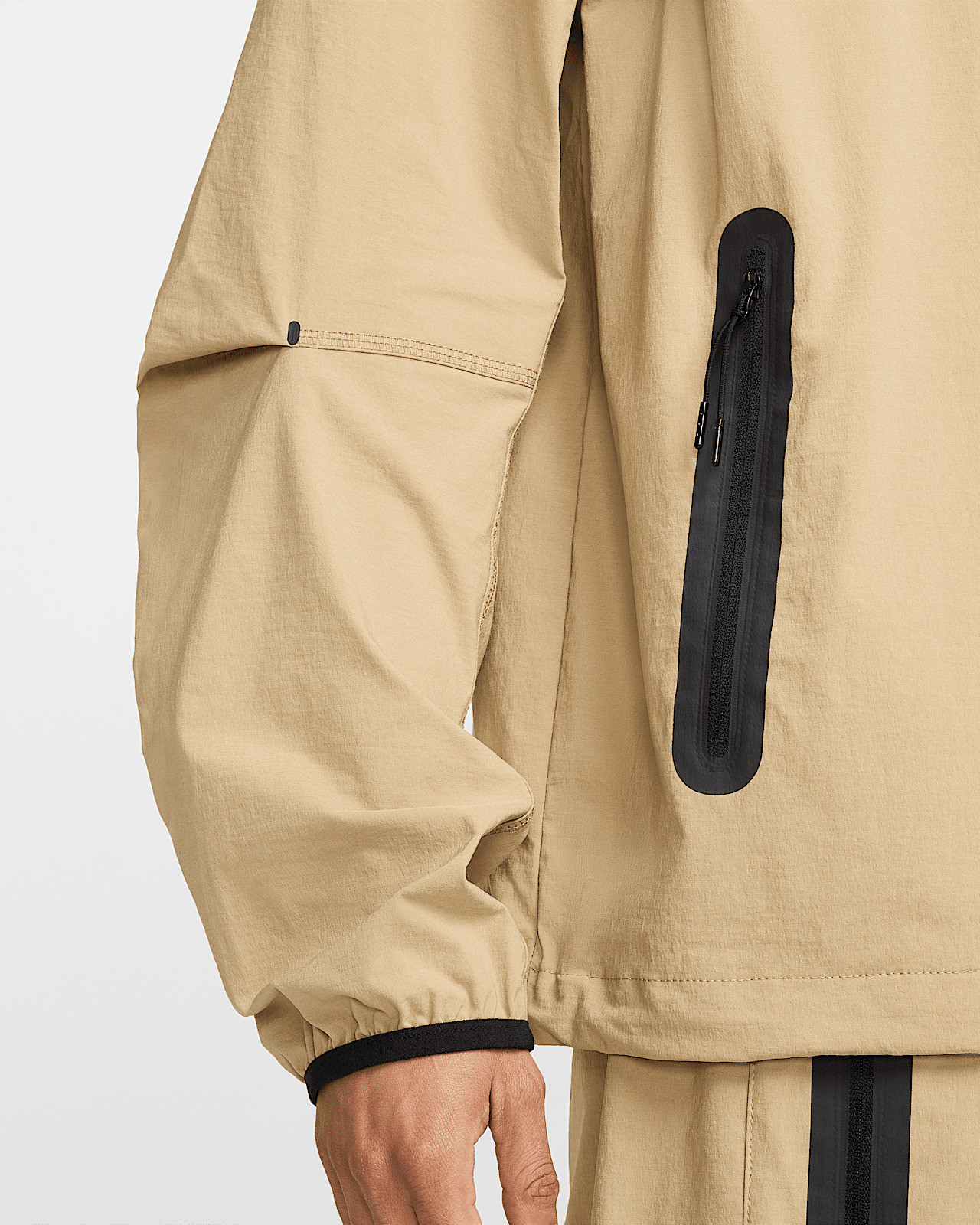 Куртка чоловіча Nike Sw Tech Beige HM7151-297