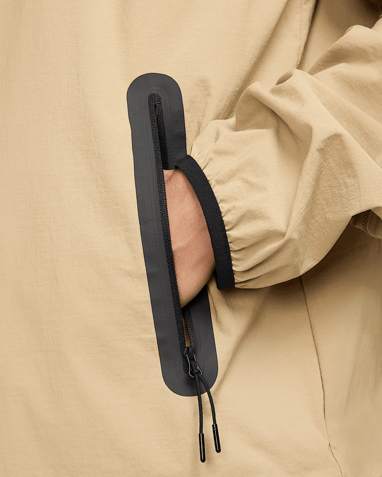 Куртка чоловіча Nike Sw Tech Beige HM7151-297