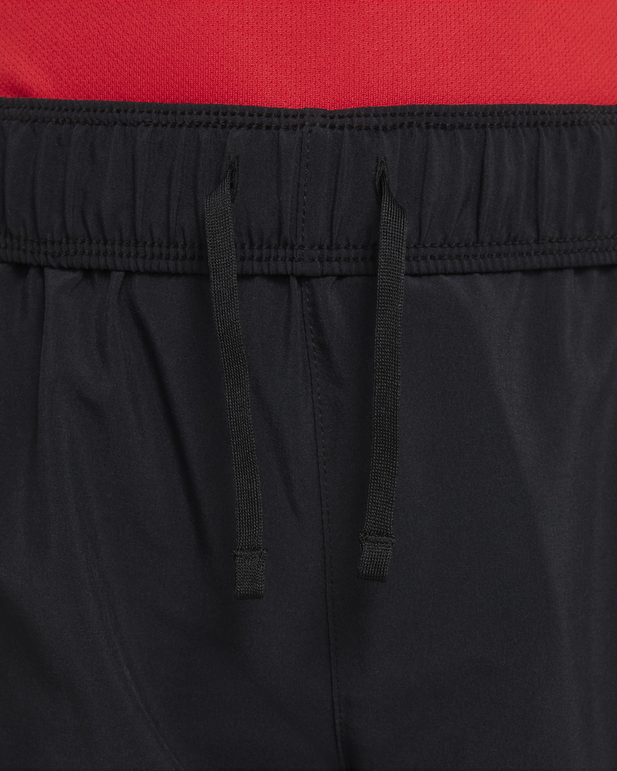 Штани Nike B DF MULTI PANT ESSNTL FN8371-010