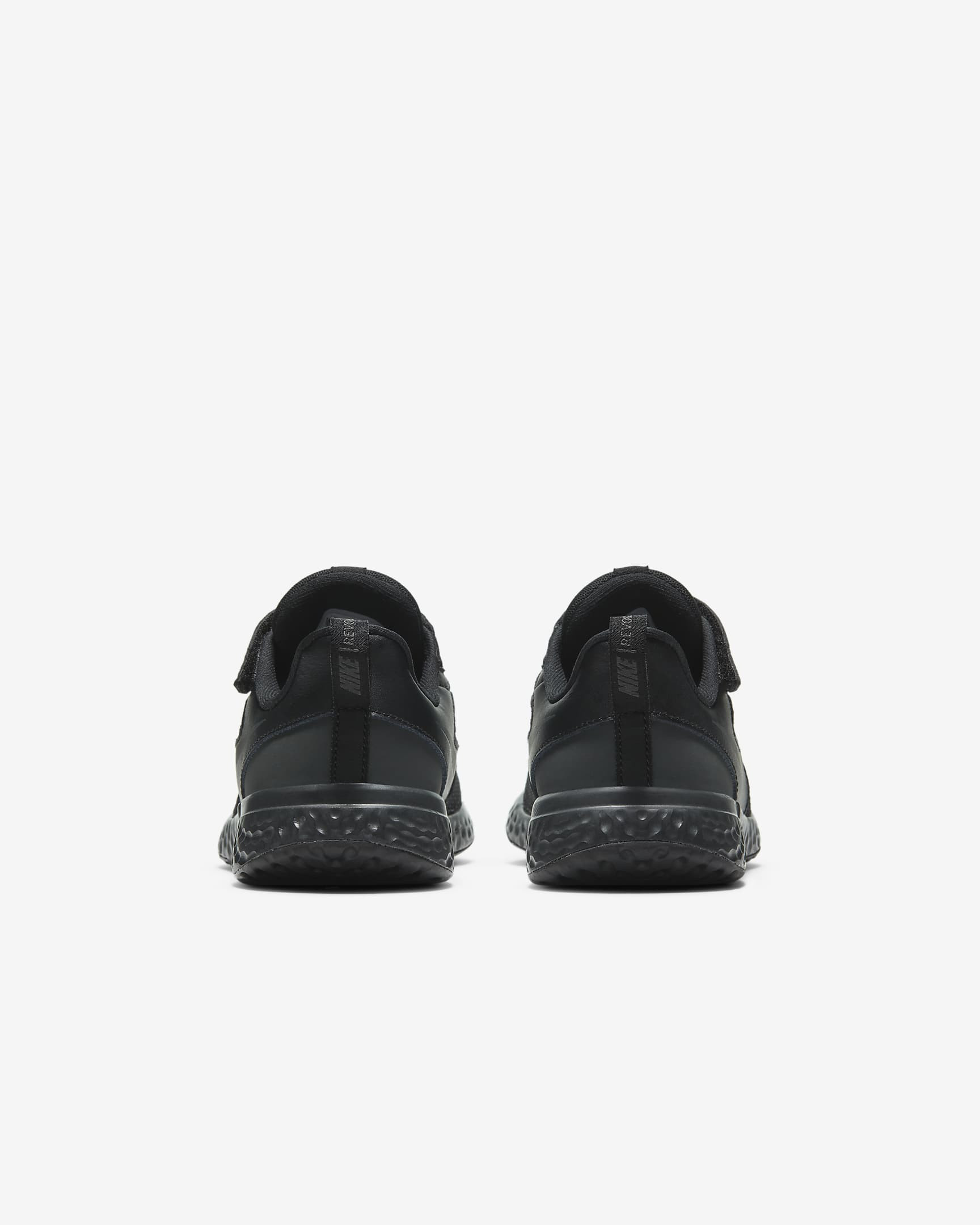 Кросівки Nike  REVOLUTION 5 (PSV) BQ5672-001