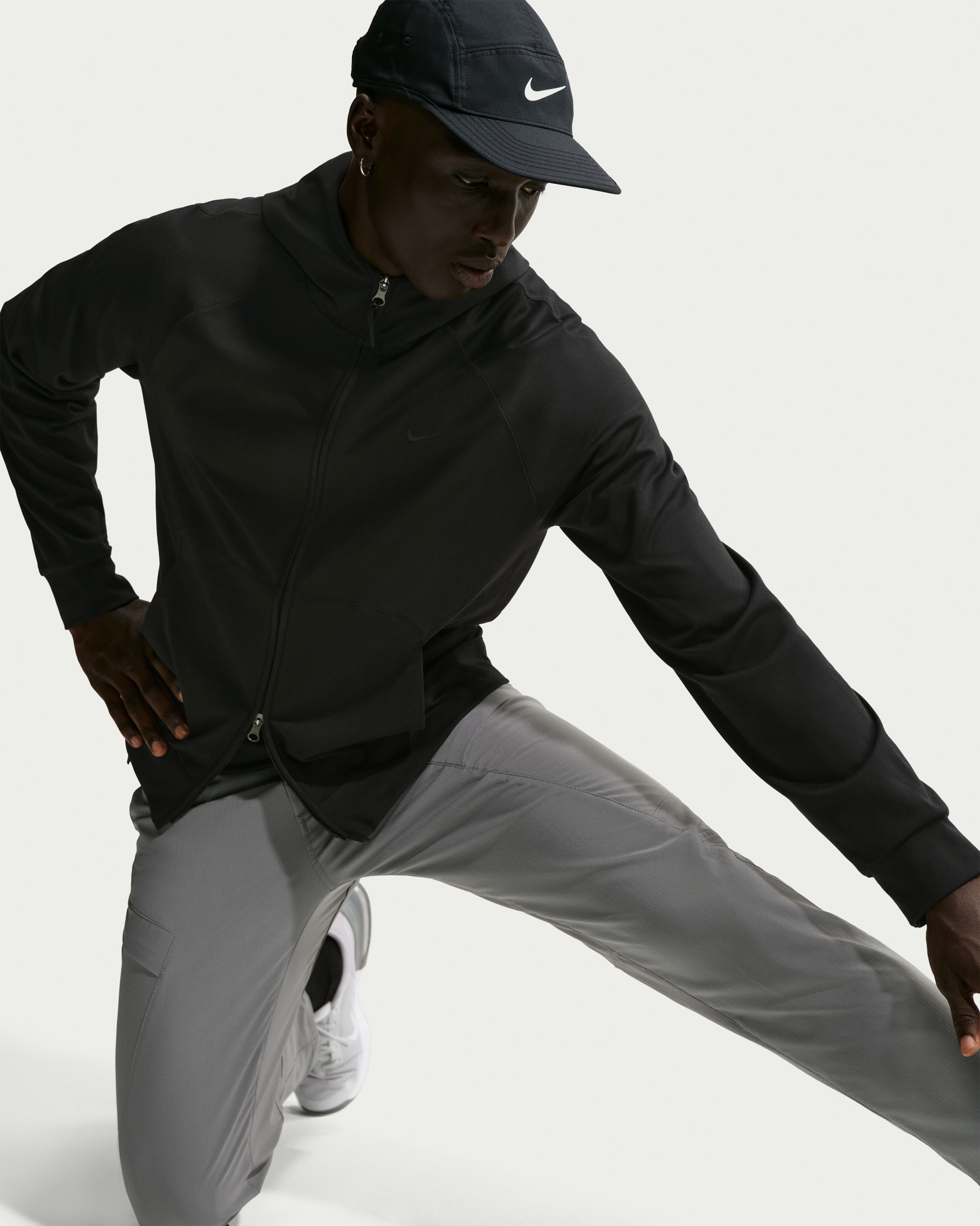 Толстовка Nike M DF UV PRMRY NANO FZ HD II1308-010