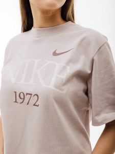Футболка Nike W TEE CLASSICS BOXY FQ6600-019