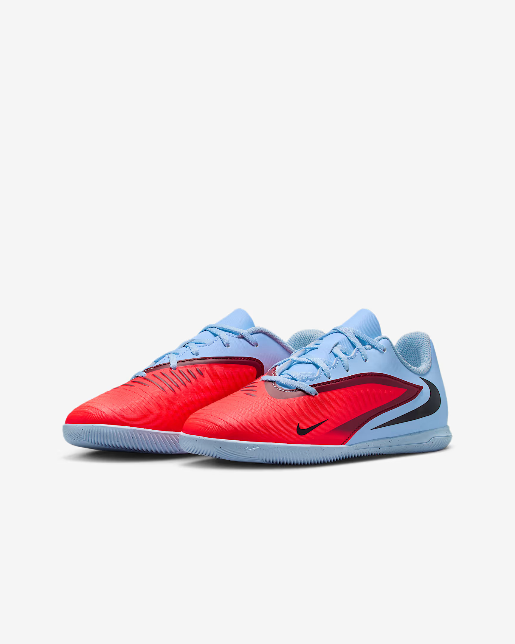 Бутси Nike JR PHANTOM 6 LOW CLUB IC HQ2031-400