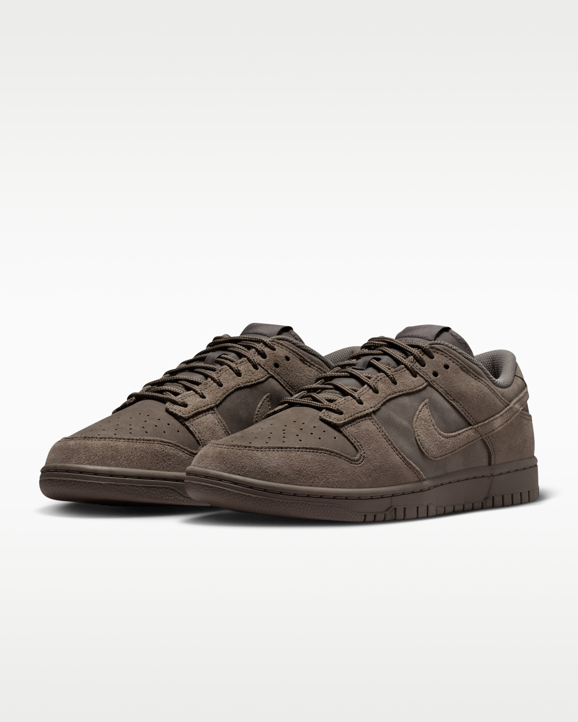 Кросівки Nike DU LOW RETRO SE IB6651-200
