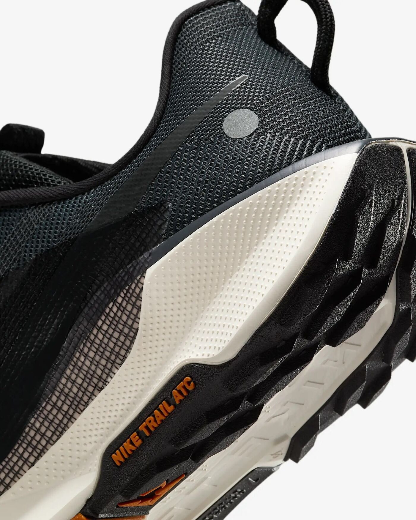 Кросівки Nike Pegasus Trail 5 DV3864-006