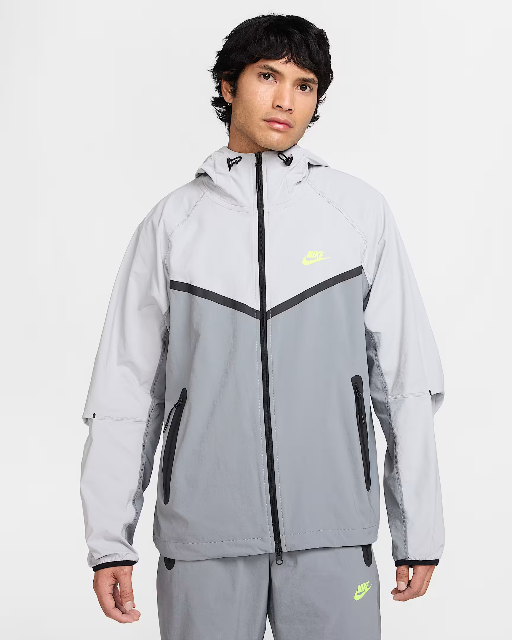 Костюм спортивний NIKE TECHWOVEN HV6514-065    IB6663-065