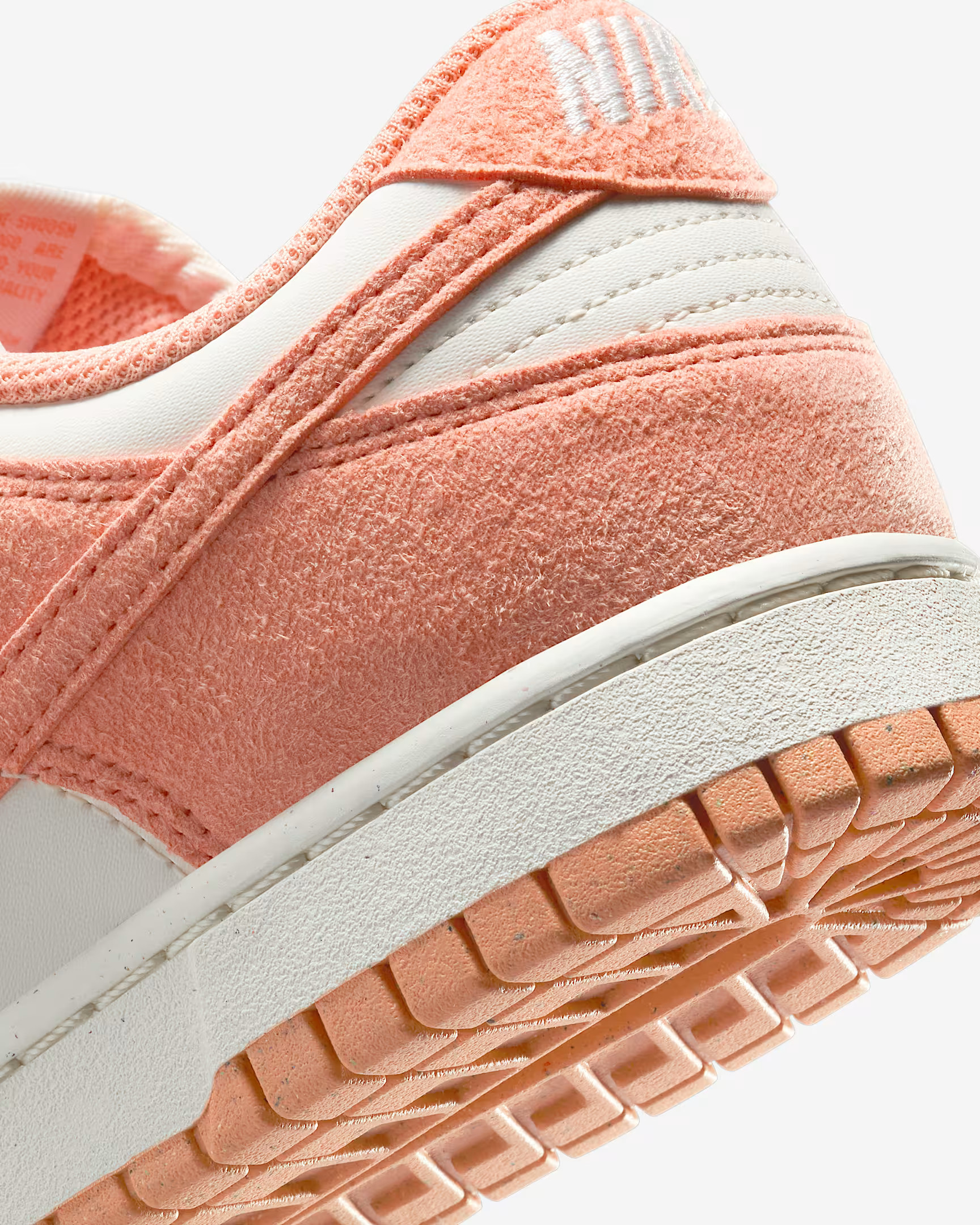Кросівки Nike Dunk Low Next Nature Apricot Agate (W) HJ7673-003