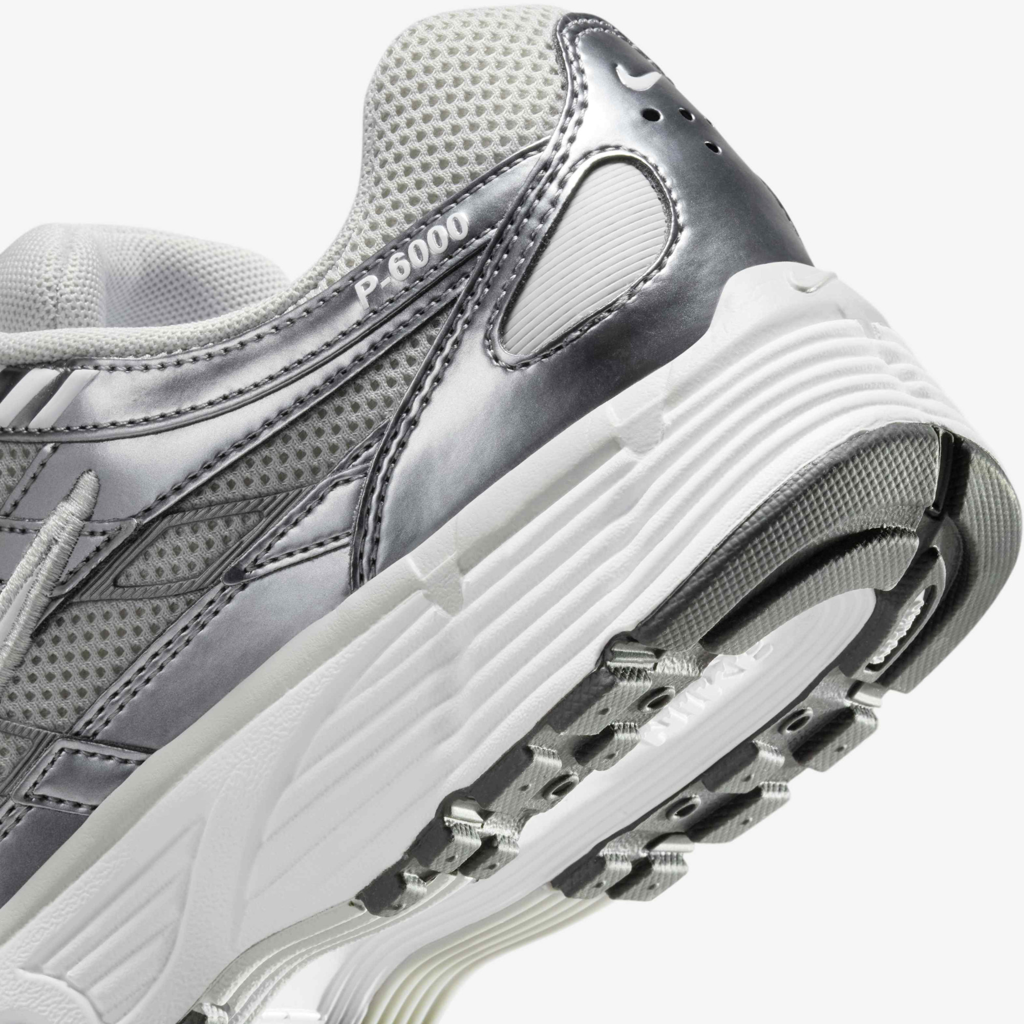 Кросівки Nike P-6000 SE IO3496 001