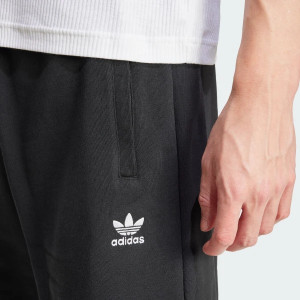 Шорти Adidas ESS SHO IY8520