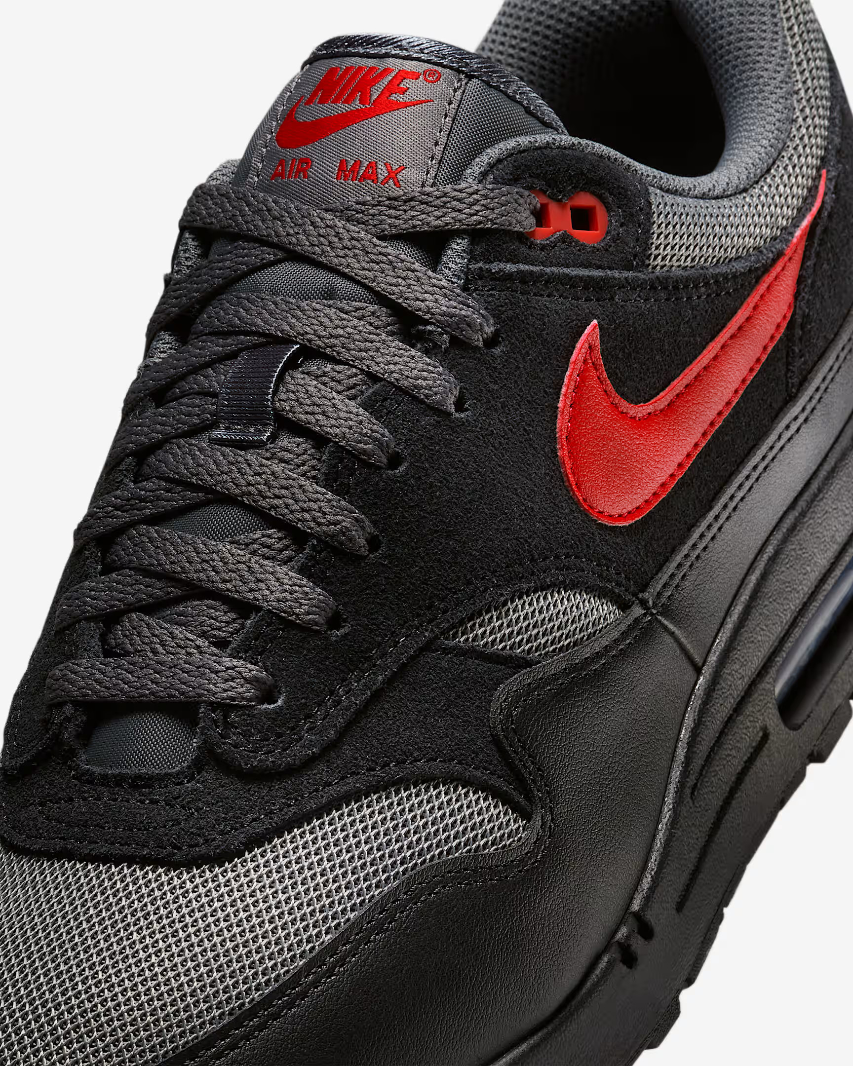 Кросівки Nike AIR MAX 1 ESS FZ5808-008