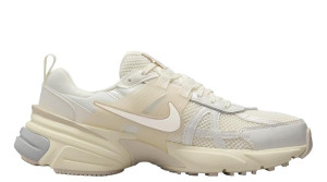 Кросівки жіночі Nike V2K Run HQ1512-110