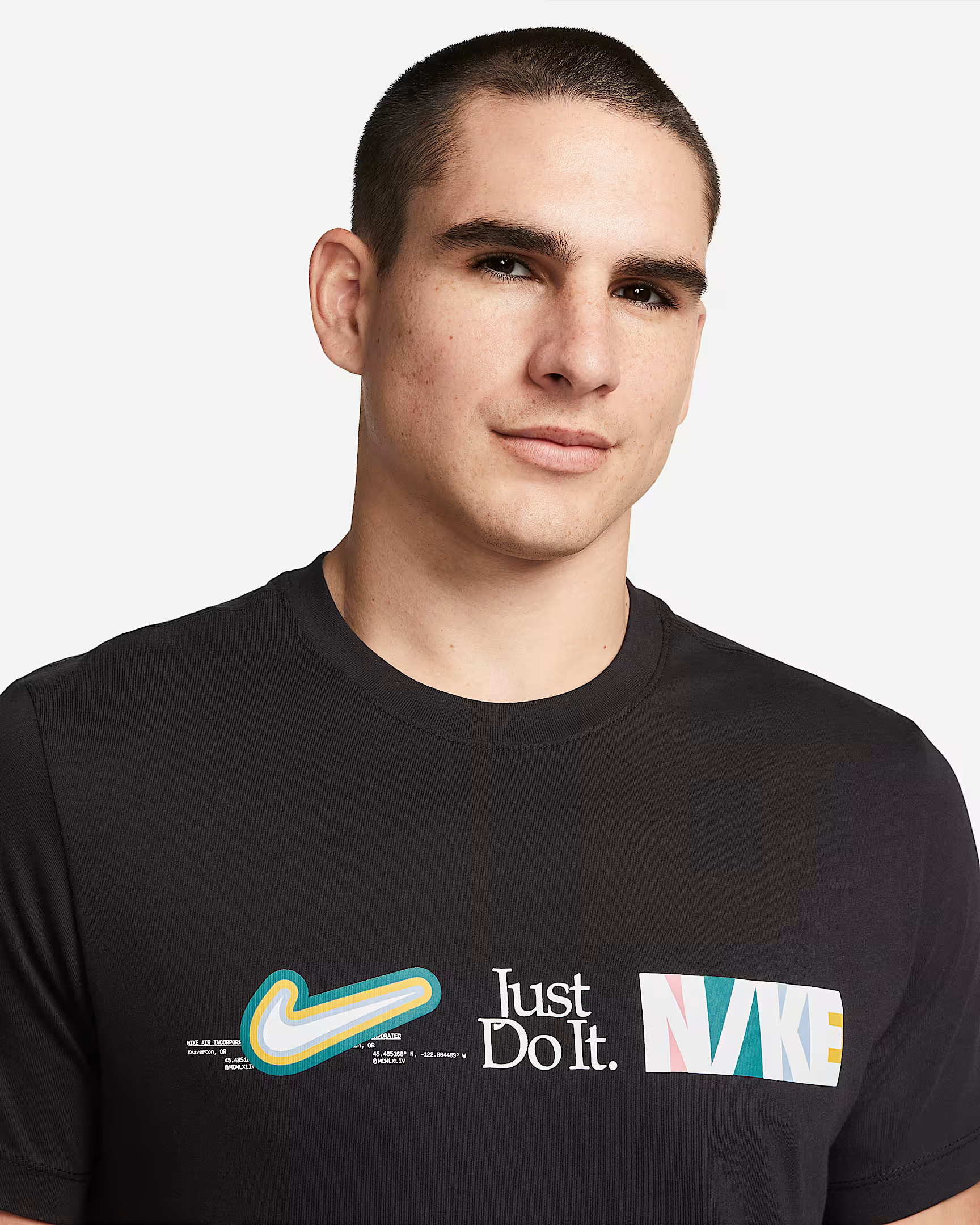 Футболка FB9774-010 Nike FB9774-010