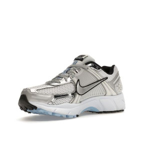 Кросівки Nike W NIKE ZOOM VOMERO 5 HF1877-100