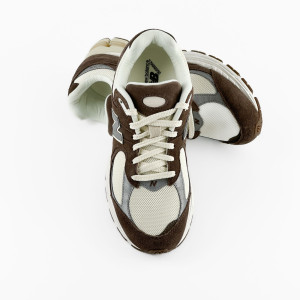 Кросівки New Balance 2002R Brown/White М200RAD