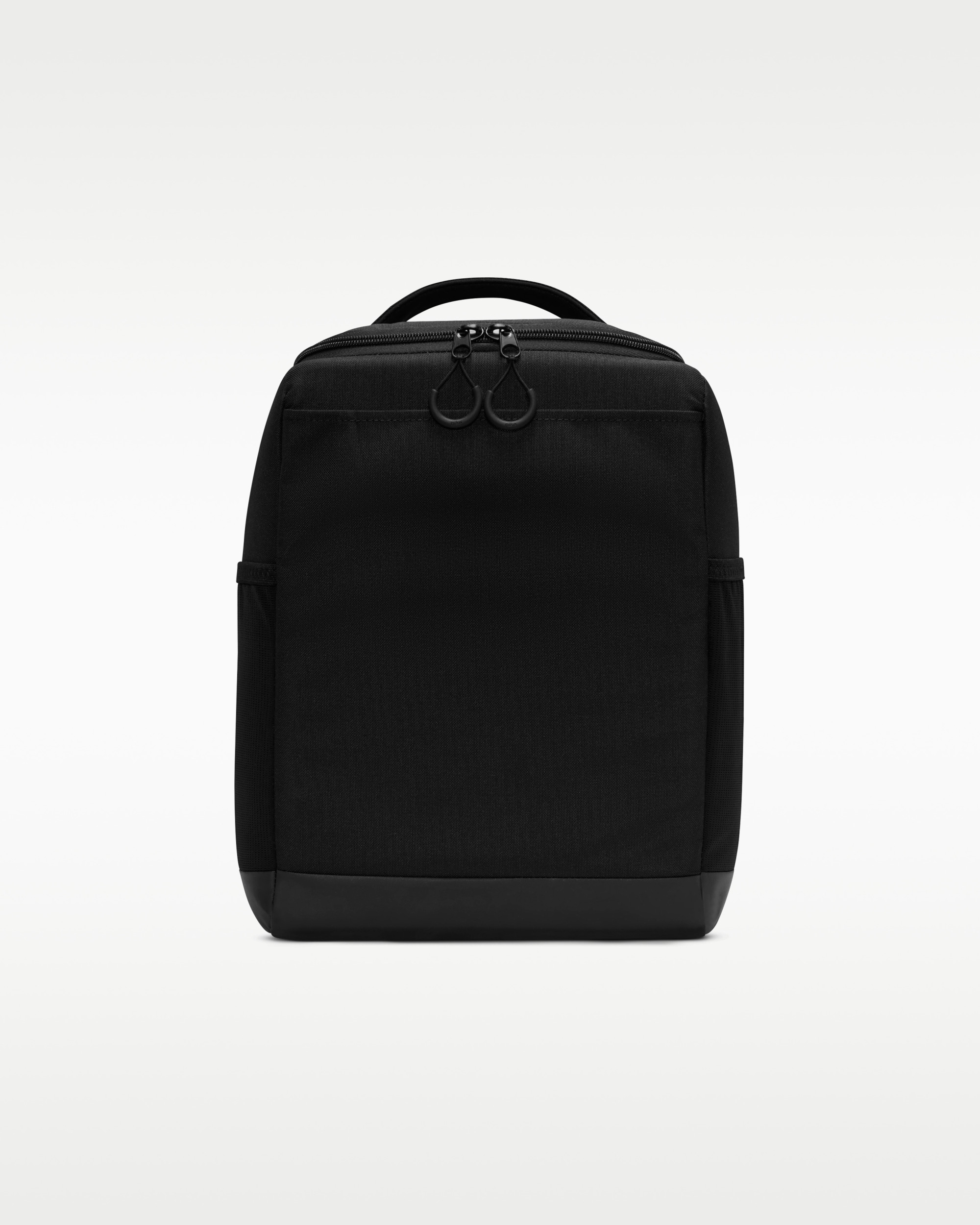 Рюкзак Nike VARSITY ELITE SHOEBAG HM9970-010