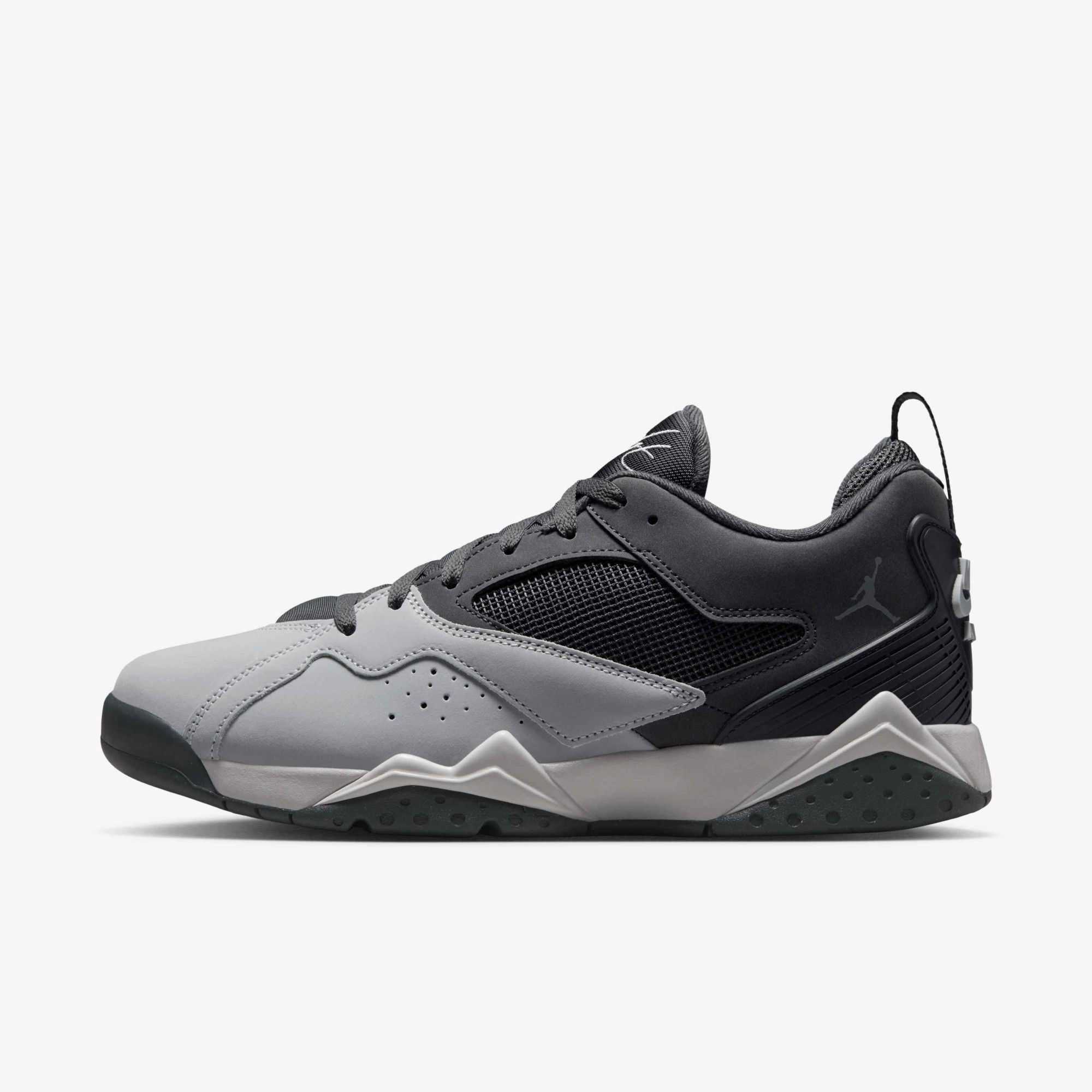 Кросівки Jordan MVP 92 HQ3950-001