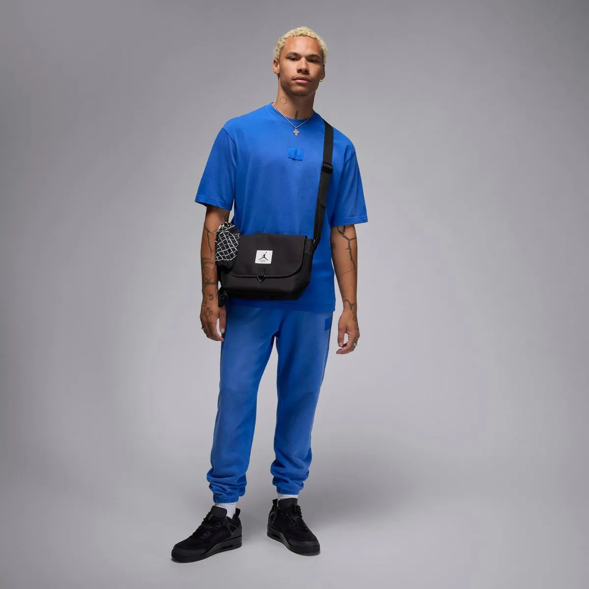Футболка Nike Jordan Flight Essential 85 Washed Crew FZ1914-480