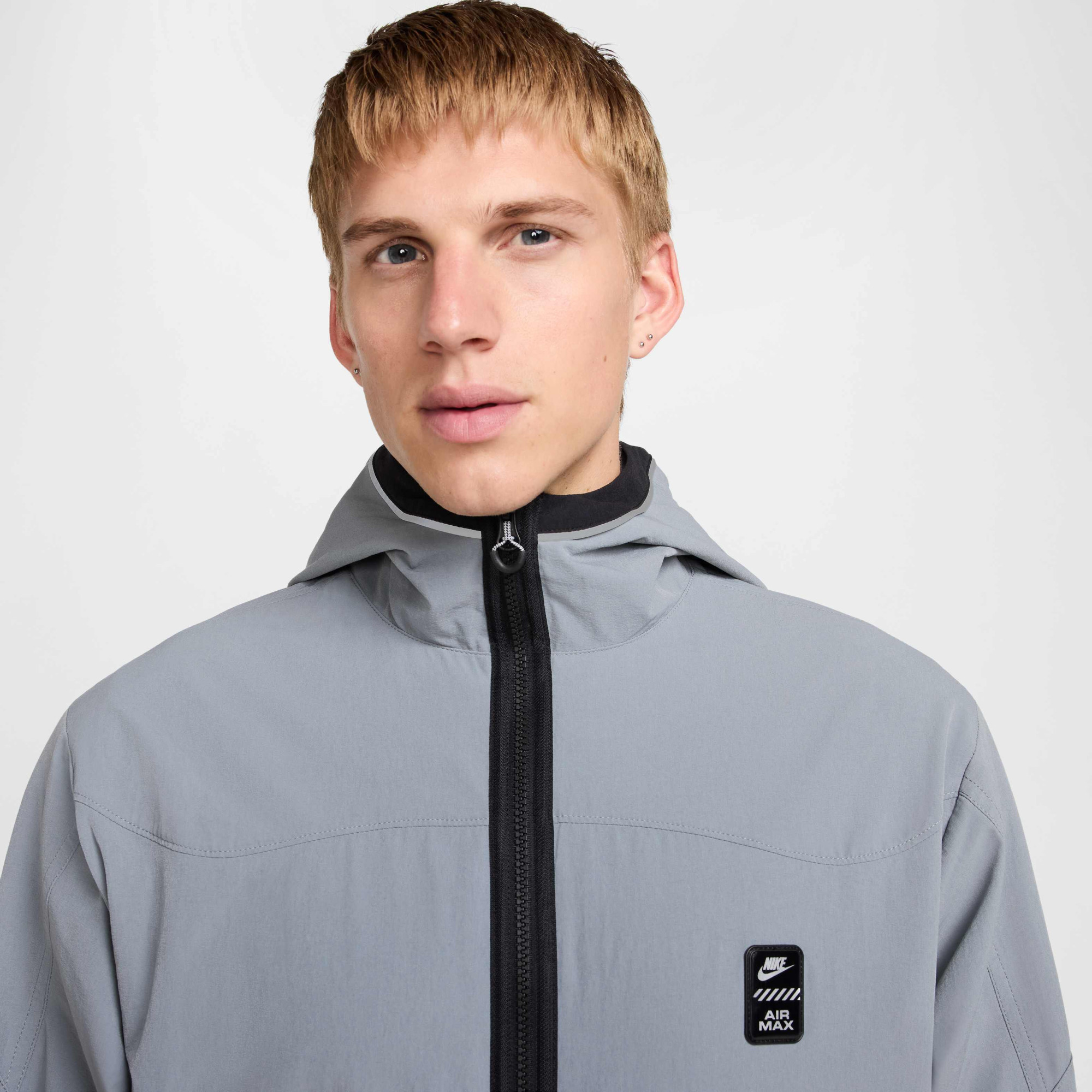 Куртка чоловіча Nike Air Max Grey HQ4902-065