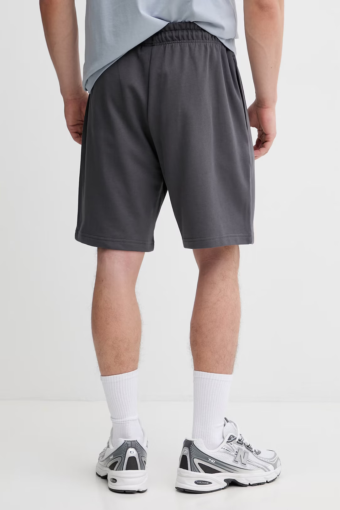 Шорти M ESSENTIAL LIGHT RELAXED SHORTS 0A8GQ9RHI1 THE NORTH FACE L Сірий 0A8GQ9RHI1