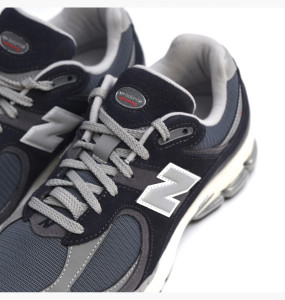 Кросівки New Balance 2002R M2002RSF