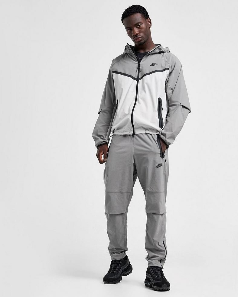 Костюм Nike Tech Woven HM7151-014__HM8241-014