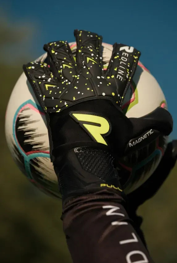 Рукавиці воротарські Redline Magnetic Black Supersoft RLM87