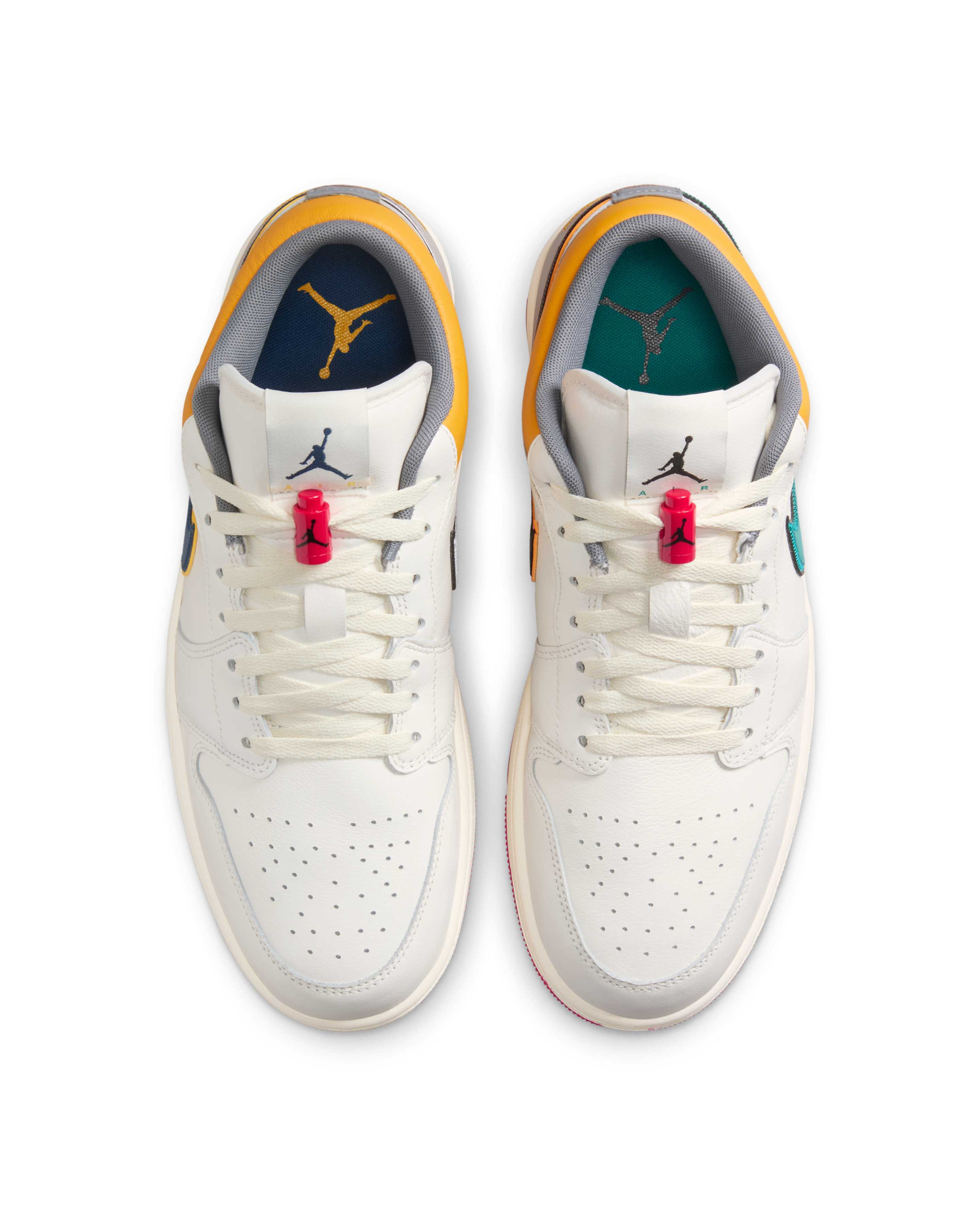 Кросівки Air Jordan 1 Retro Low OG SAIL/CASHMERE HV4511-133