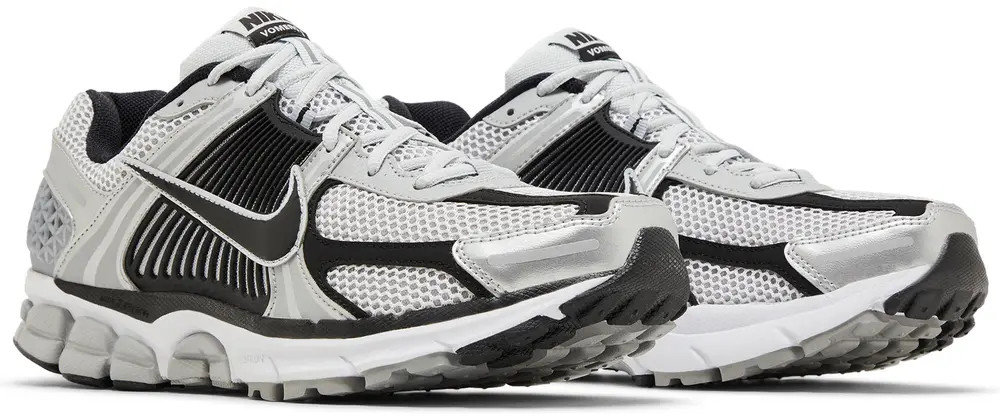Кросівки Nike Zoom Vomero 5 Black FJ4151-004