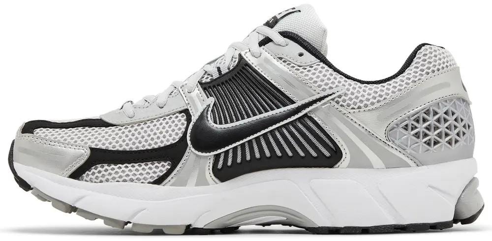 Кросівки Nike Zoom Vomero 5 Black FJ4151-004
