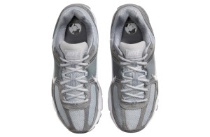 Кросівки Nike ZOOM VOMERO 5 HF1553-003