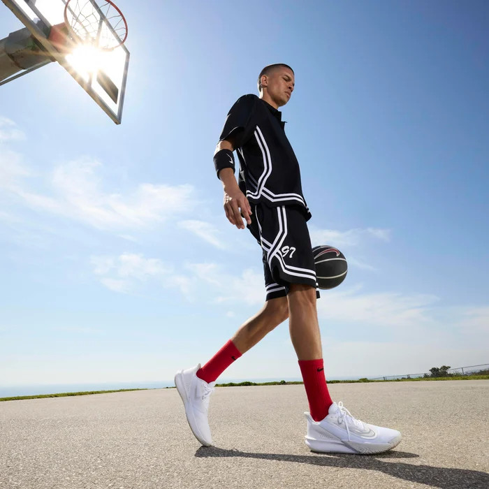 Кросівки Nike Precision 7 FN4322-100