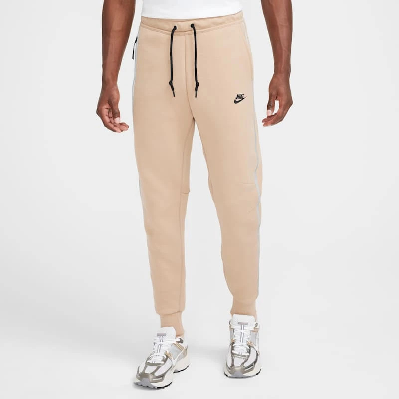 Штани Nike Tech Fleece HQ3747-200