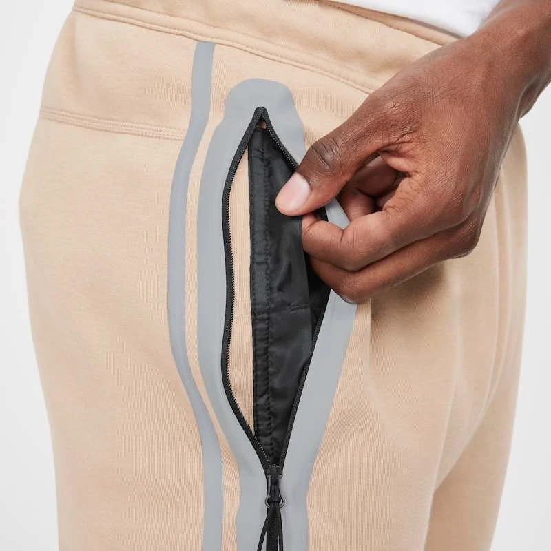 Штани Nike Tech Fleece HQ3747-200