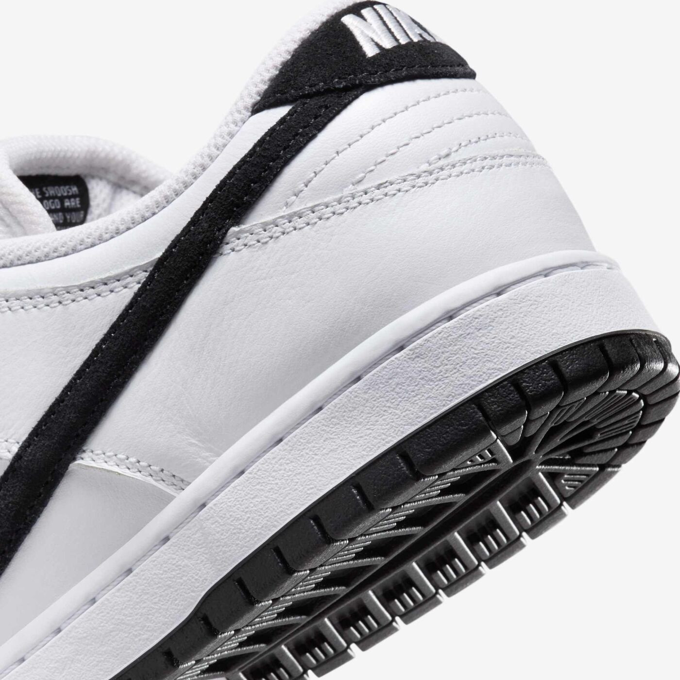 Кросівки Nike SB DUNK LOW PRO HF3704-100